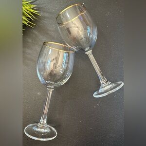 Elegant Gold-Rimmed Wine Glass.  Set of 2.